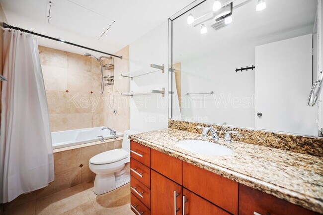 Building Photo - 2666 Tigertail Ave