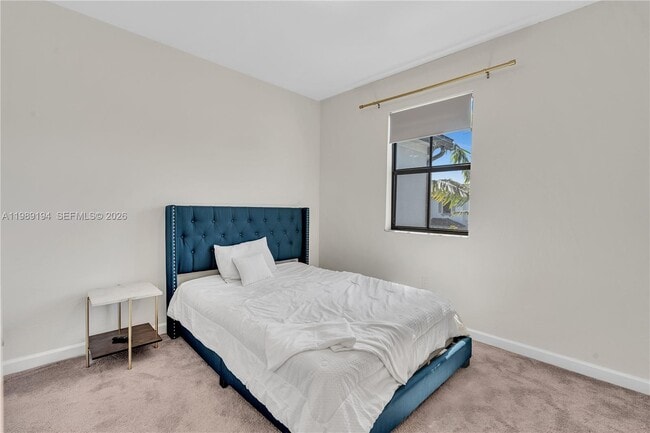 Building Photo - 20433 NW 4th Ave