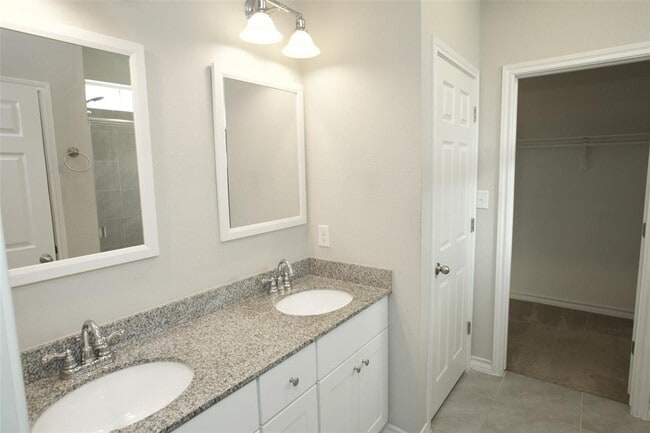 Building Photo - 8052 Massa Dr