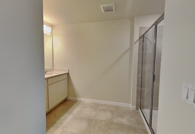 Building Photo - 461 Beryl Cv