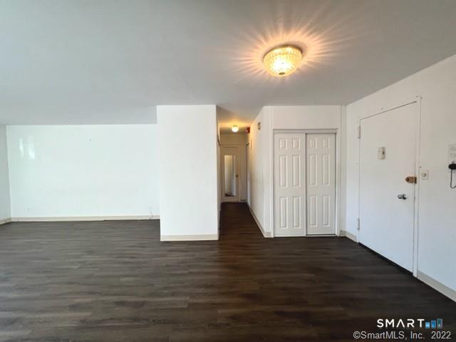 Building Photo - 80 Cartright St