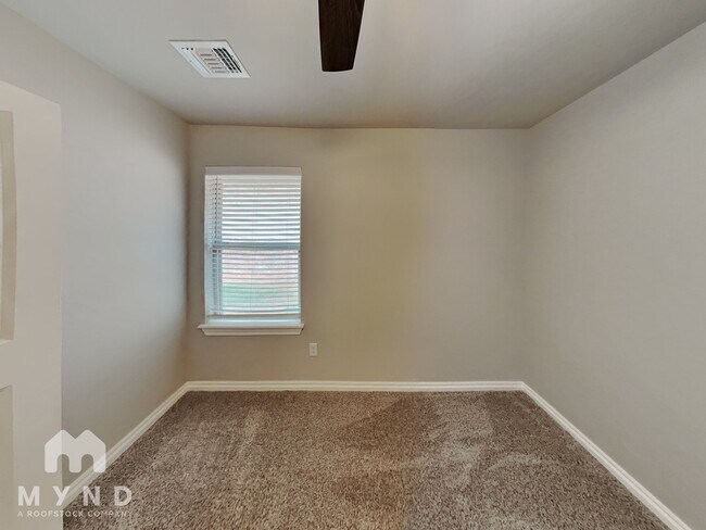 Building Photo - 509 Texoma Dr