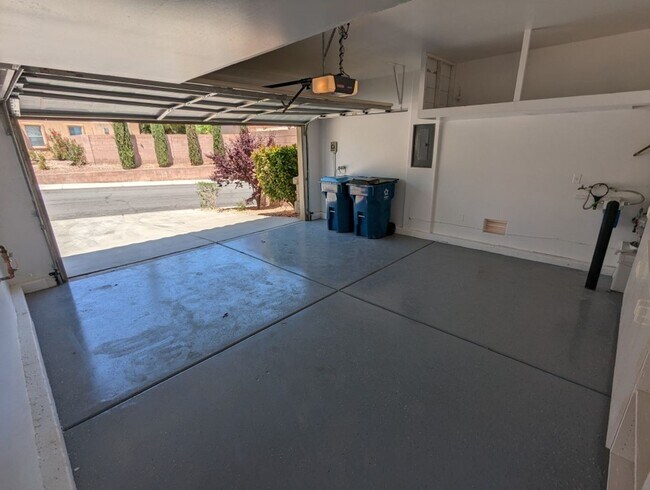 Building Photo - 10957 Napa Ridge Dr
