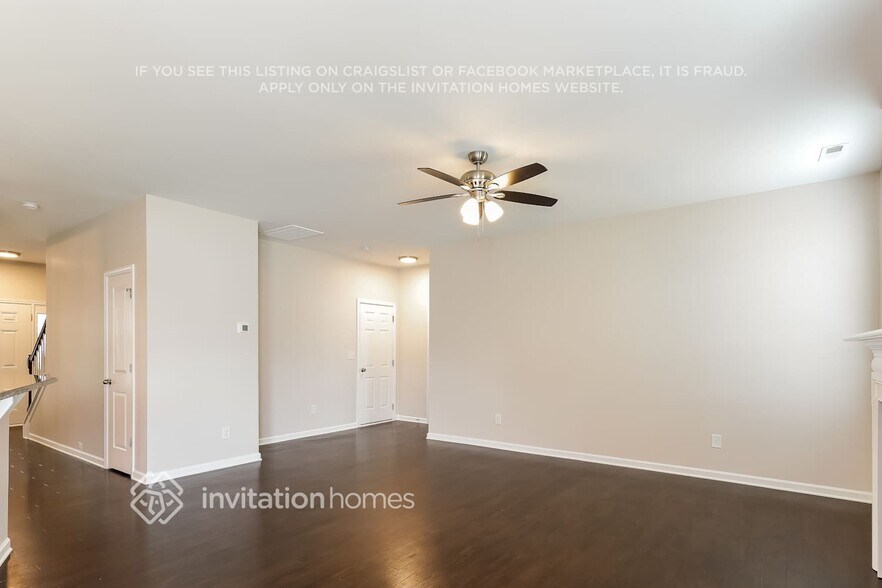 Building Photo - 10722 Candlestick Ct