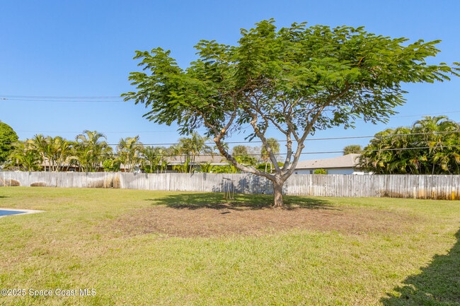 Building Photo - 460 Carissa Dr