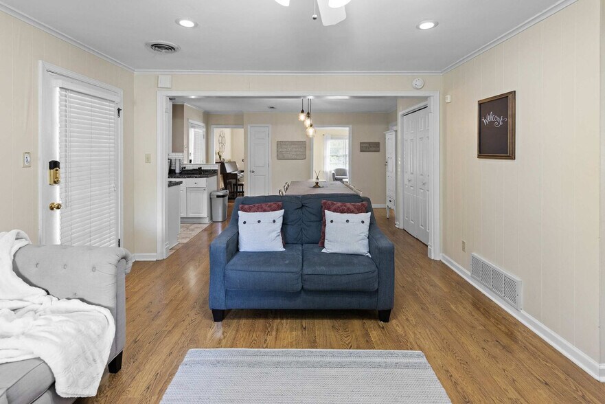 Building Photo - 1252 Mt Moriah Rd