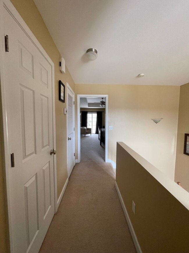 Building Photo - Eagle Landing Subdivision -