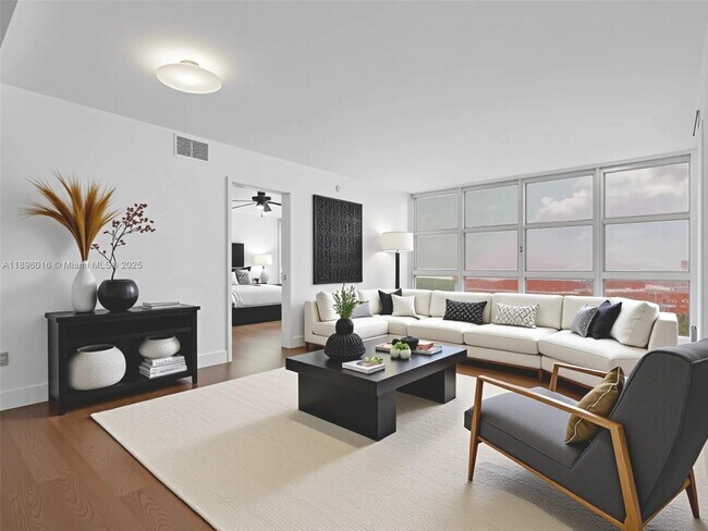 Building Photo - 50 Biscayne Blvd