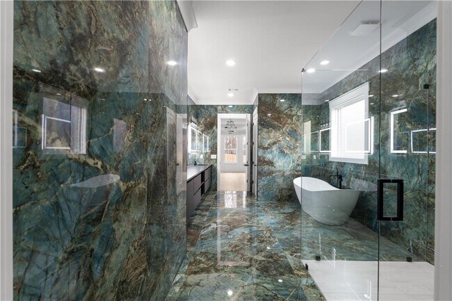 Building Photo - 409 Thunder Rd