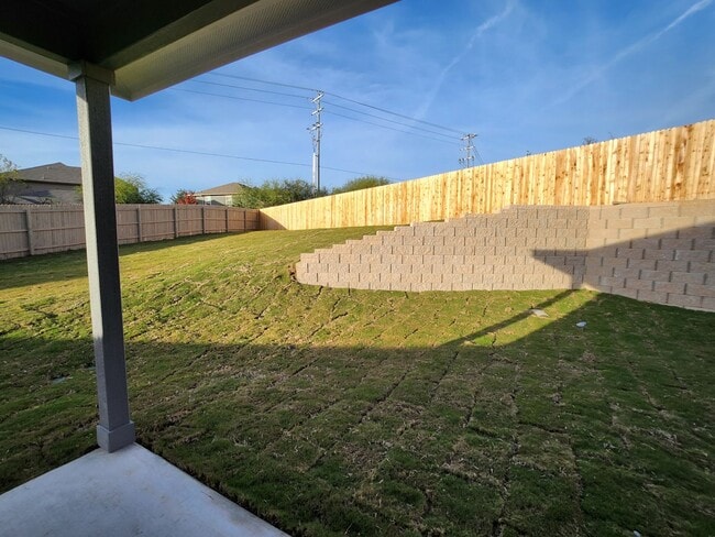 Building Photo - Luxury Living in the Heart of Cibolo!