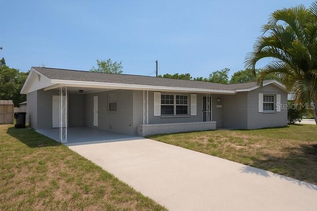 Primary Photo - 6024 W Fern St