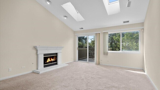 Building Photo - 3073 Kentshire Cir