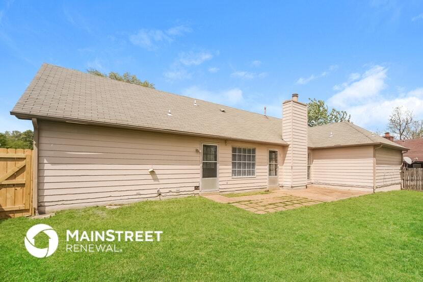 Building Photo - 6575 Pine Top Cir E