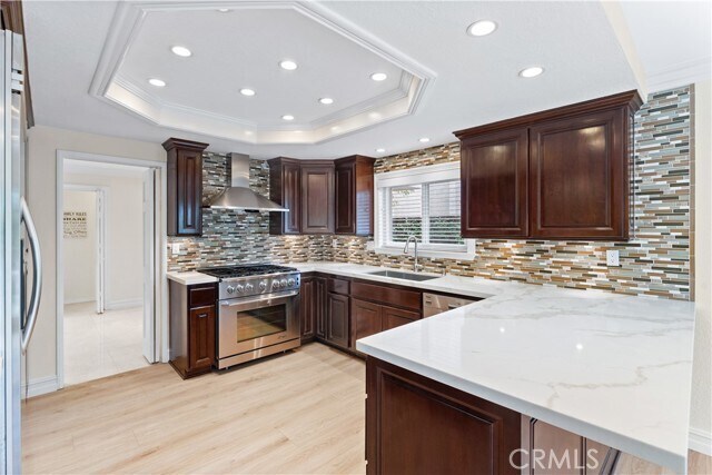 Building Photo - 24832 Los Gatos Dr