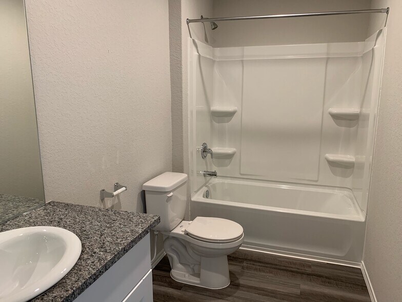 Building Photo - 4818 Republic View