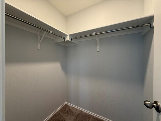 Building Photo - 216 Bougainvillea Lp