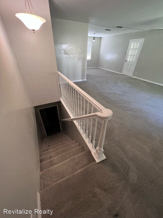 Building Photo - 4 br, 2.5 bath House - 4317 Packingham Dr,