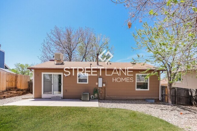 Building Photo - REDUCED! - Now offering $1000 off first fu...