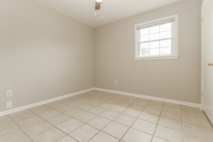 Building Photo - 4414 Farmwood St