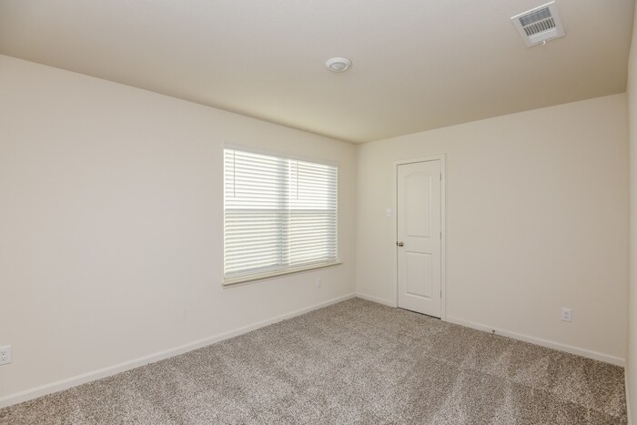 Building Photo - 10900 Gray Mare Dr