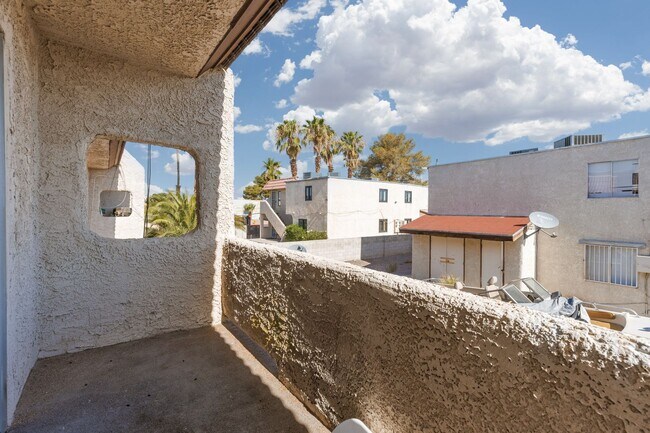 Building Photo - 1676 Jupiter Ct