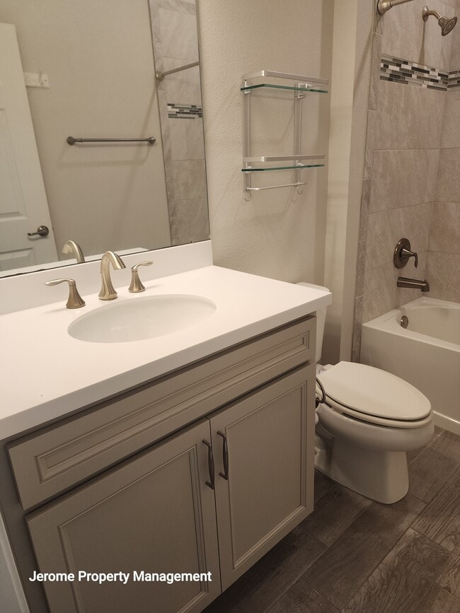 Building Photo - 18743 Coastal Shr Ter