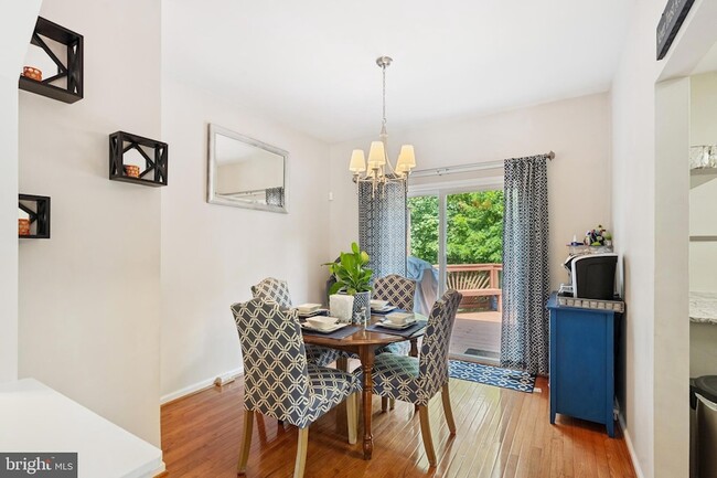 Building Photo - 2610 Grayton Ln