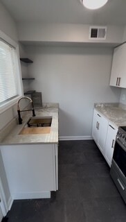 Kitchen - 7222 East Burnside