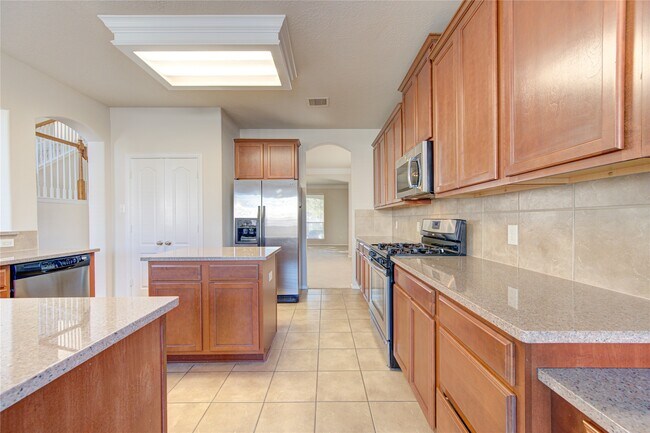 Building Photo - 18306 Wendy Glinn Way
