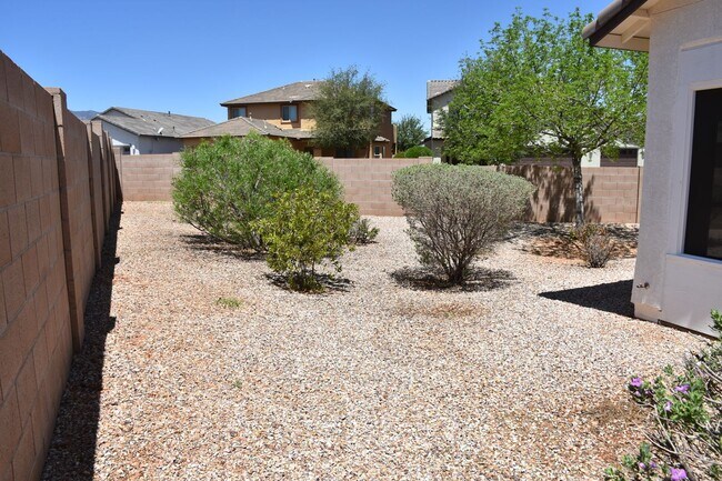 Building Photo - 4520 Leisure Ln