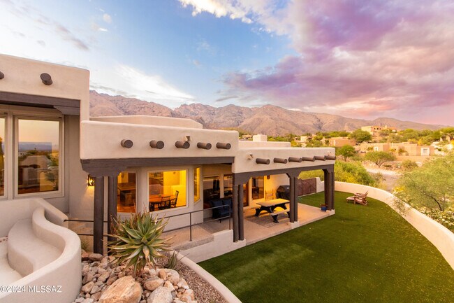 Building Photo - 6269 N Paseo Valdear