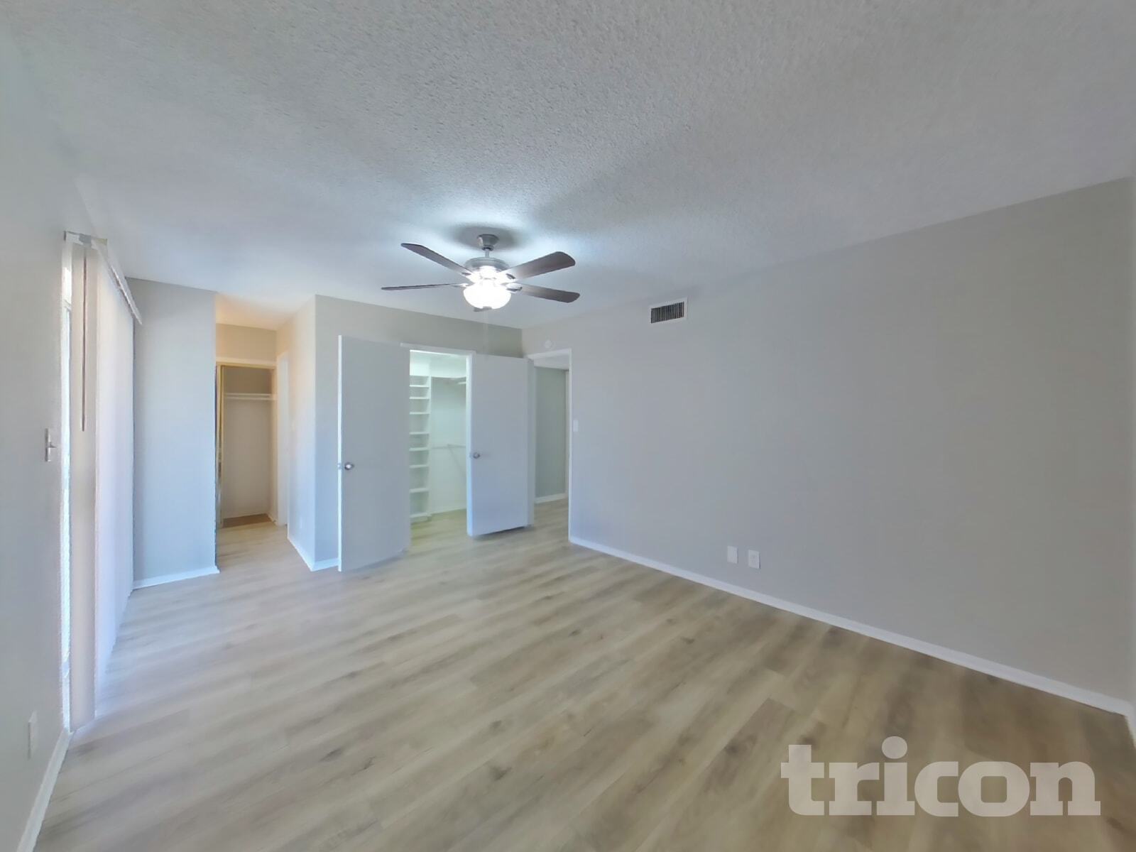 Building Photo - 823 W Juanita Cir