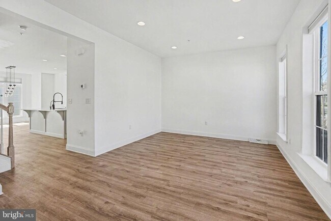 Building Photo - 205 Hoke Farm Way