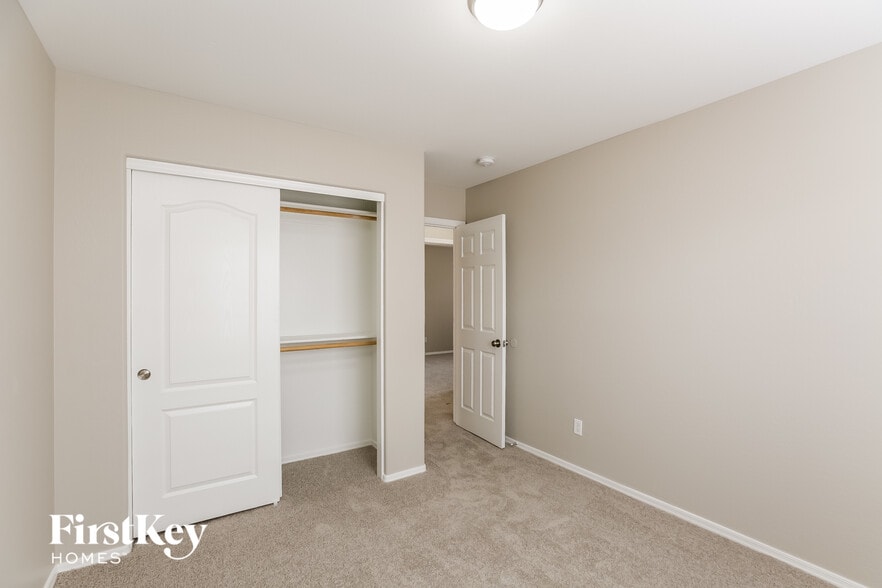 Building Photo - 2003 W Burgess Ln