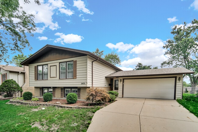 Primary Photo - 15435 Orogrande Dr