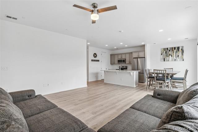 Building Photo - 9770 Biscay St