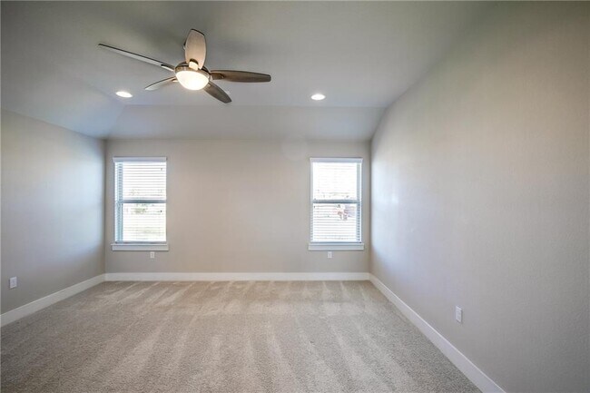 Building Photo - 9305 McKnight Lp