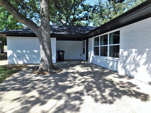 Building Photo - 1400 Angelina Bend Dr