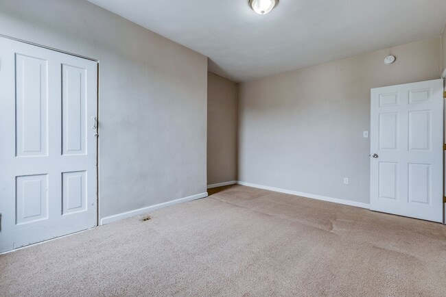 Building Photo - 1922 Shamokin St