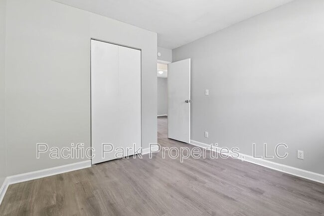 Building Photo - 3639 Richelieu Rd