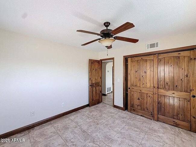 Building Photo - 15545 E Mustang Dr