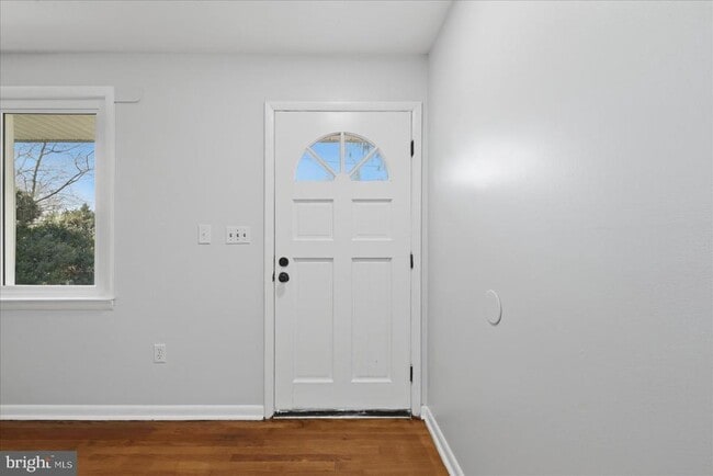 Building Photo - 210 Stafford Dr