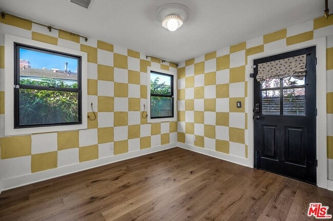 Building Photo - 4267 Don Jose Dr