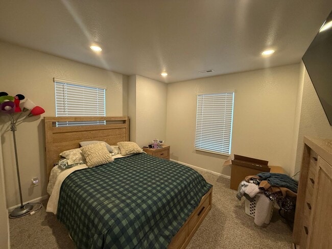 Building Photo - Beautiful Home for Rent