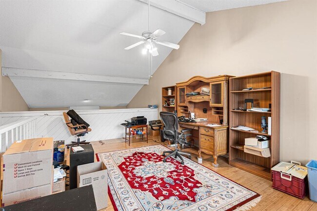 Building Photo - 8301 Greenslope Dr