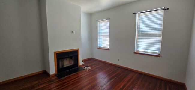 Building Photo - Lafayette Square Townhouse for Rent