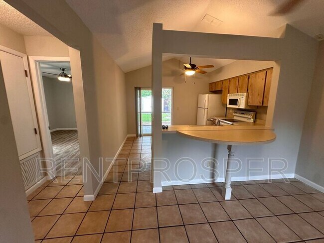 Building Photo - 10465 Riva Ridge Trail