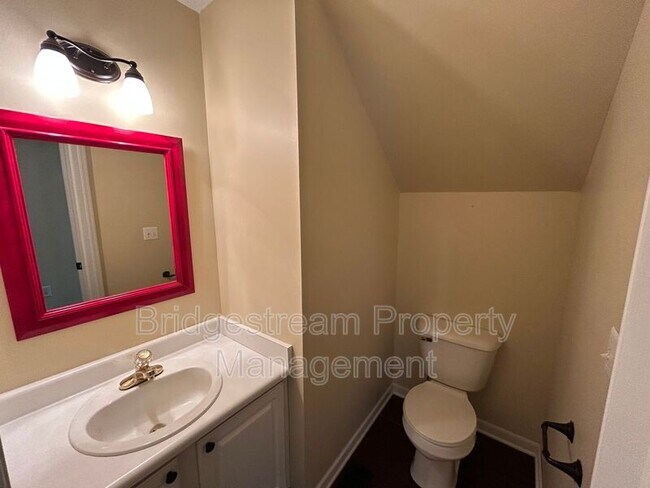 Building Photo - 7234 Brookmeadow Dr.