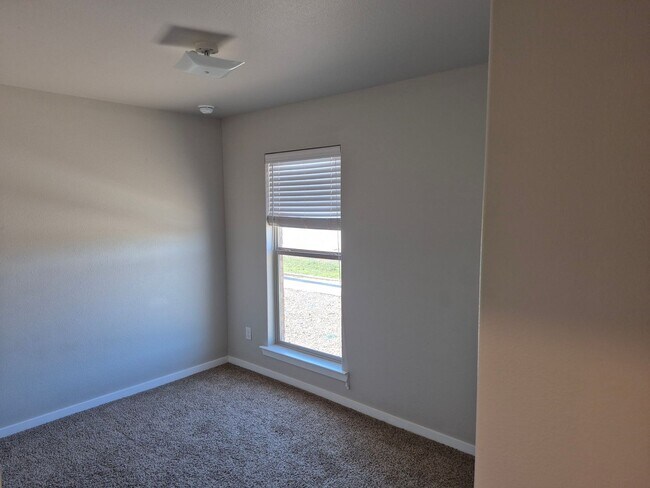 Building Photo - Bell Farms - 14412