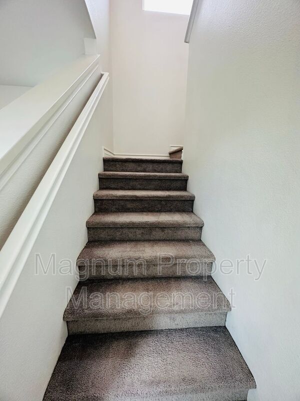 Building Photo - 37168 Galileo Ln